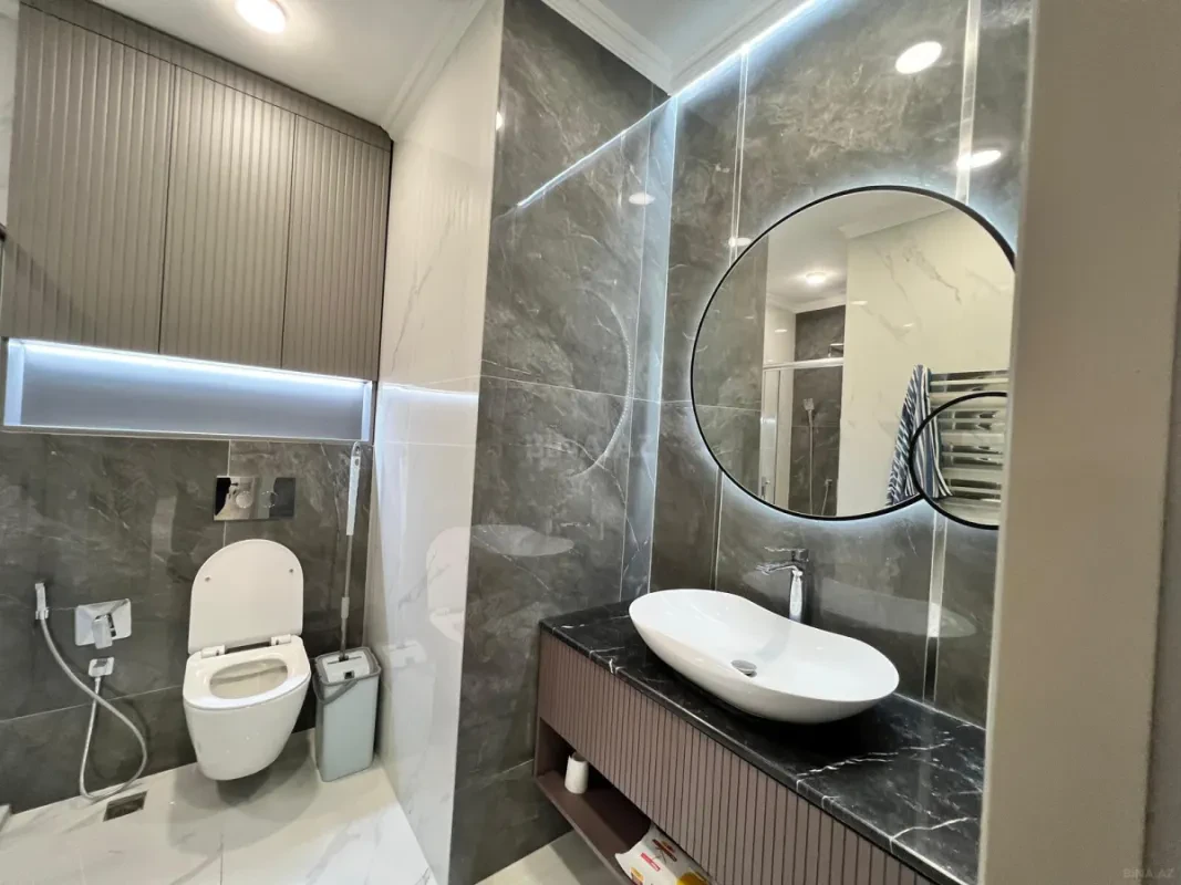 Satılır 3 otaqlı mənzil 150 m²