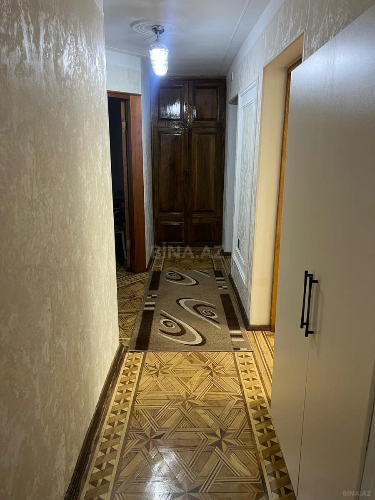 Satılır 3 otaqlı mənzil 67 m²