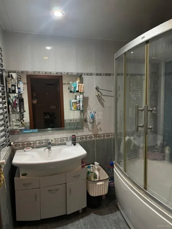 Kirayə verilir 3 otaqlı mənzil 106 m²