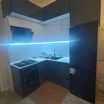 Kirayə verilir 2 otaqlı mənzil 72 m²