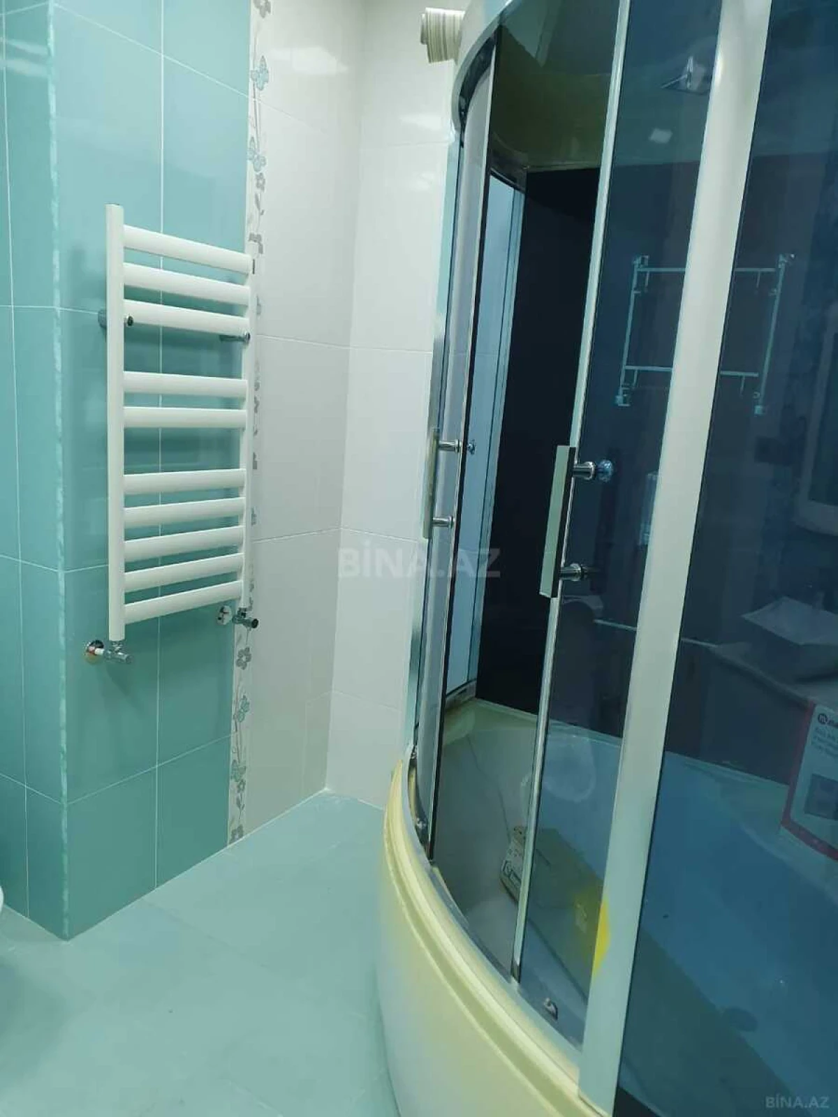 Kirayə verilir 4 otaqlı mənzil 220 m²