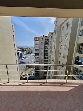Kirayə verilir 4 otaqlı mənzil 220 m²