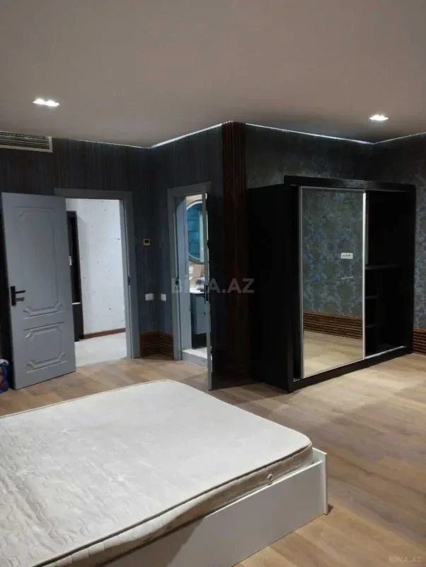 Kirayə verilir 3 otaqlı mənzil 165 m²