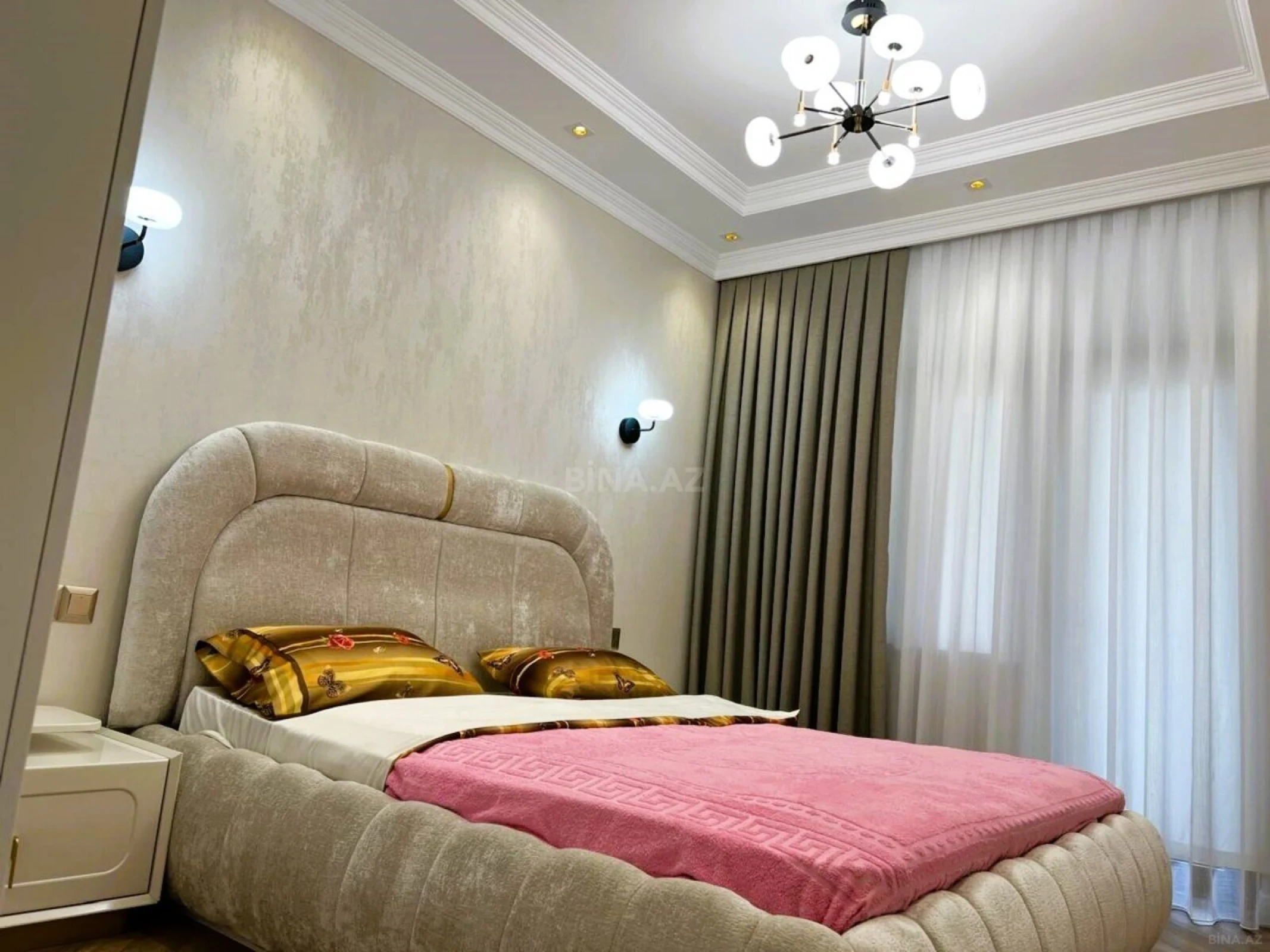 Kirayə verilir 2 otaqlı mənzil 70 m²