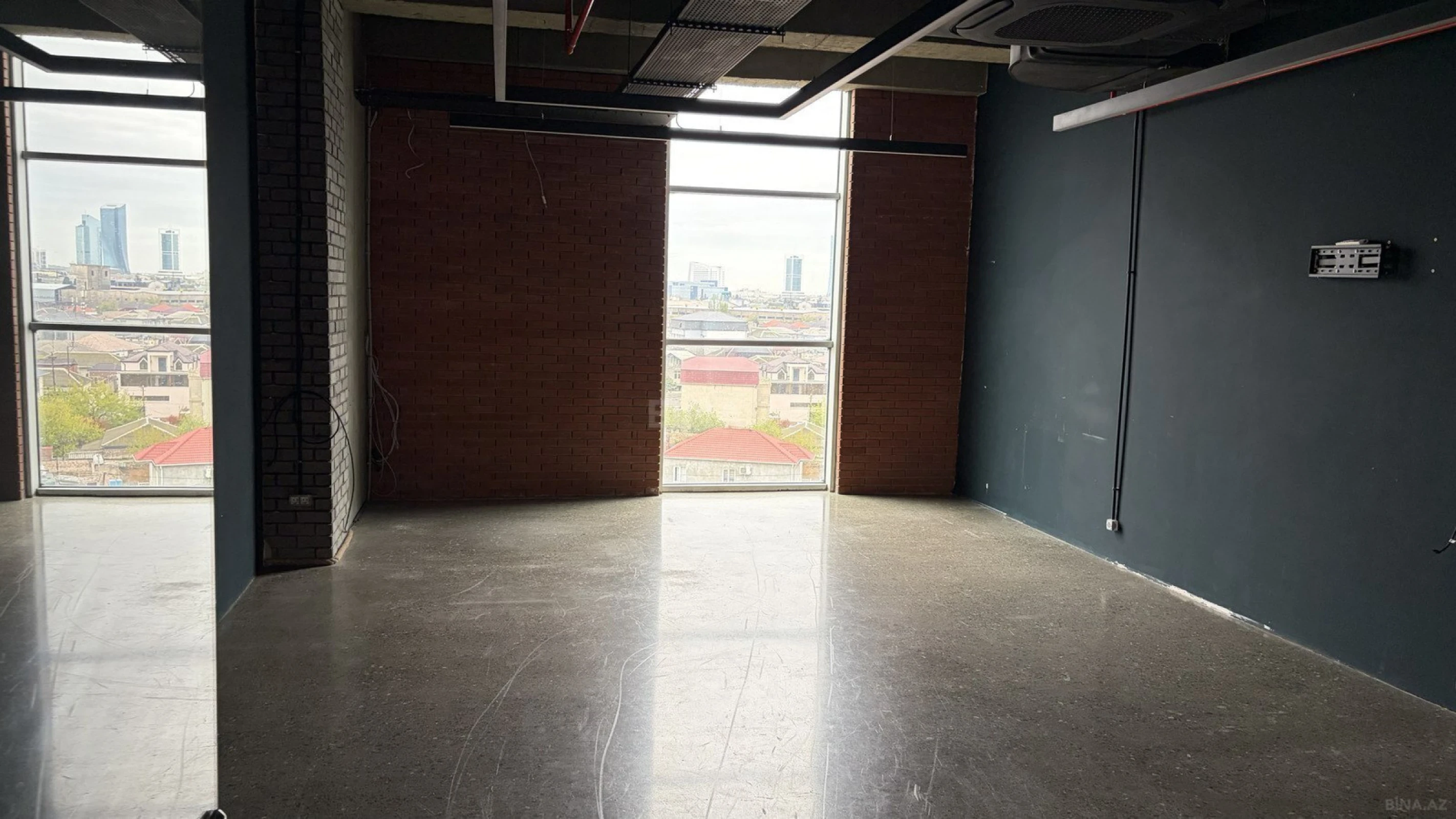 Kirayə verilir obyekt 100 m²