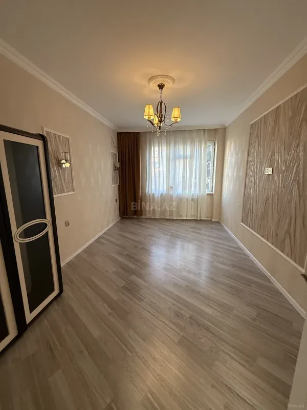 Kirayə verilir 2 otaqlı mənzil 55 m²