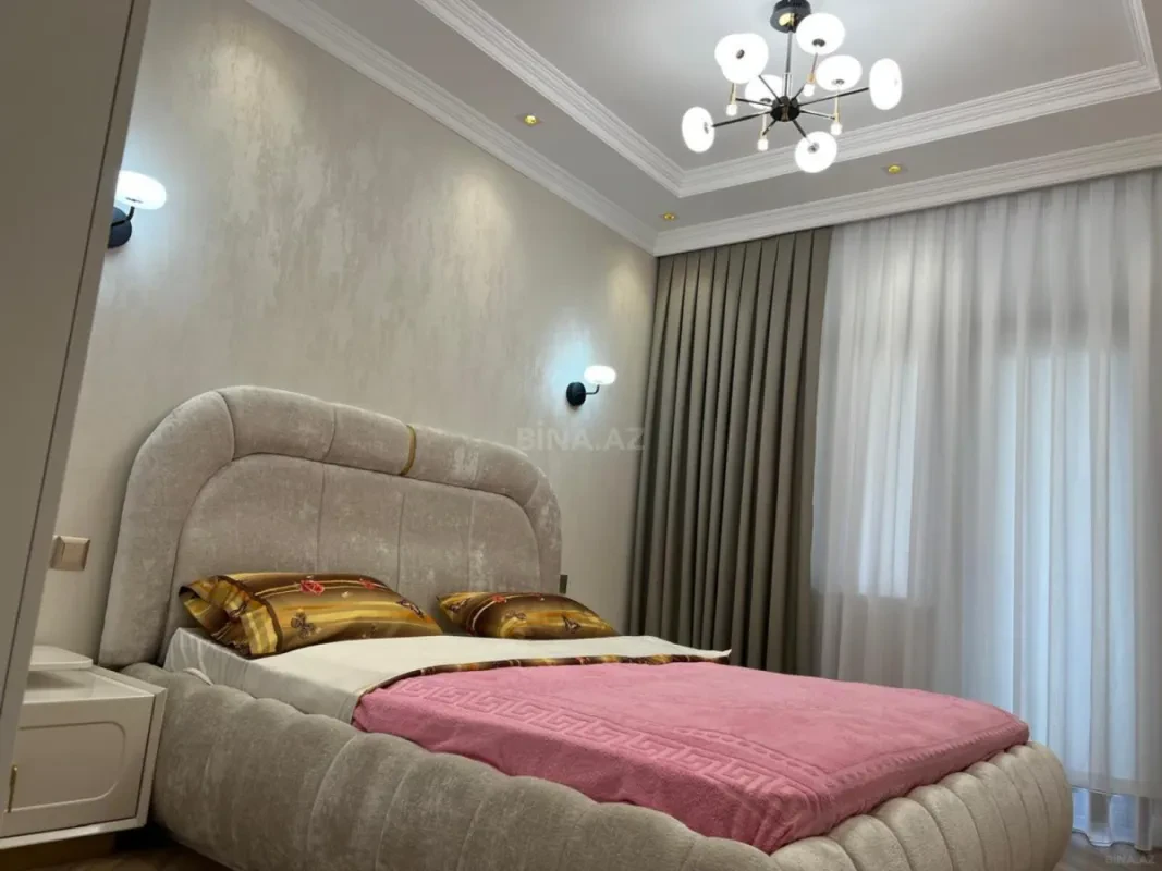 Kirayə verilir 2 otaqlı mənzil 70 m²