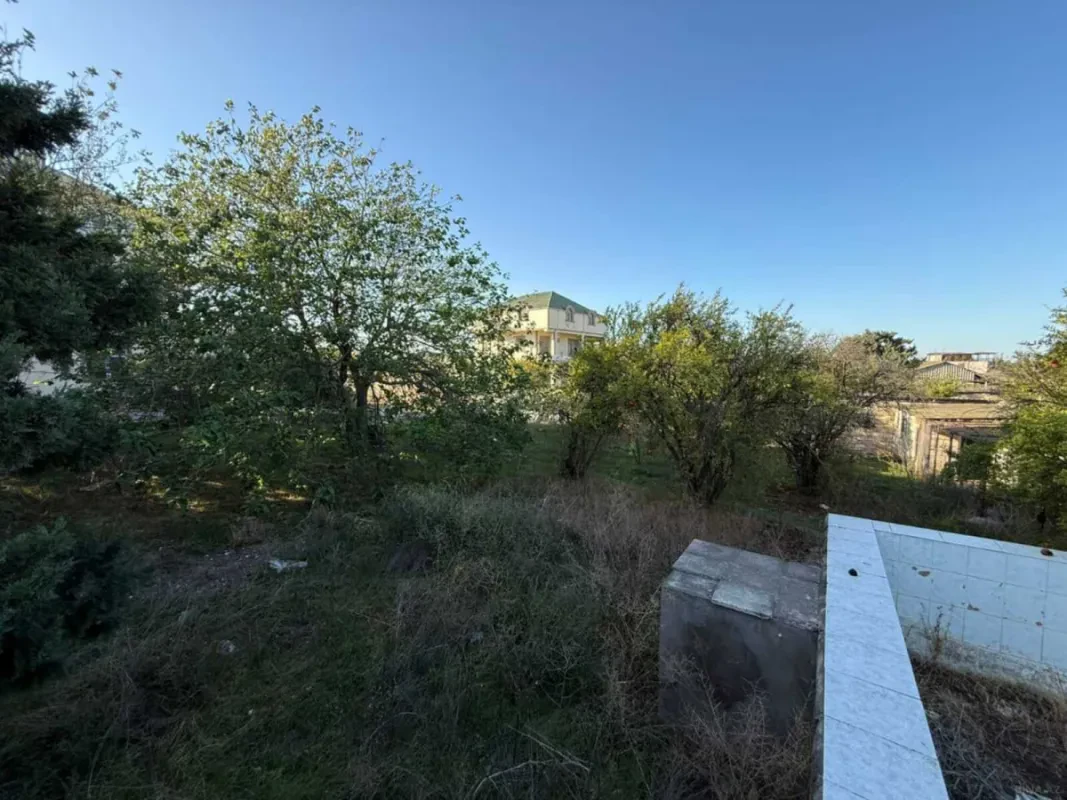 Satılır 7 otaqlı həyət evi 450 m²