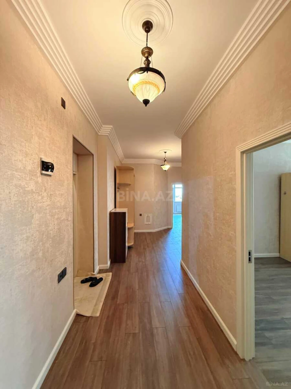 Satılır 3 otaqlı mənzil 120 m²