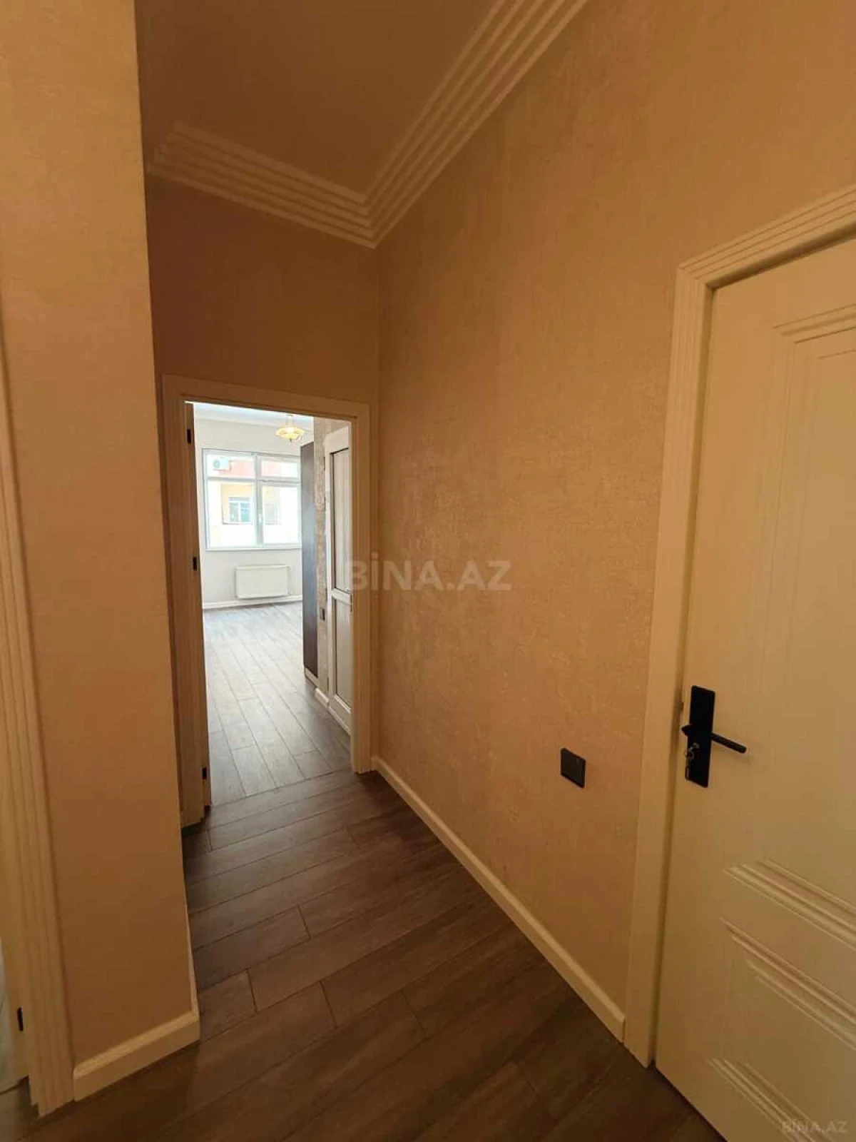 Satılır 3 otaqlı mənzil 120 m²