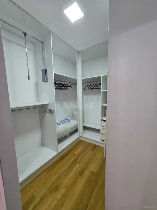 Kirayə verilir 5 otaqlı mənzil 280 m²