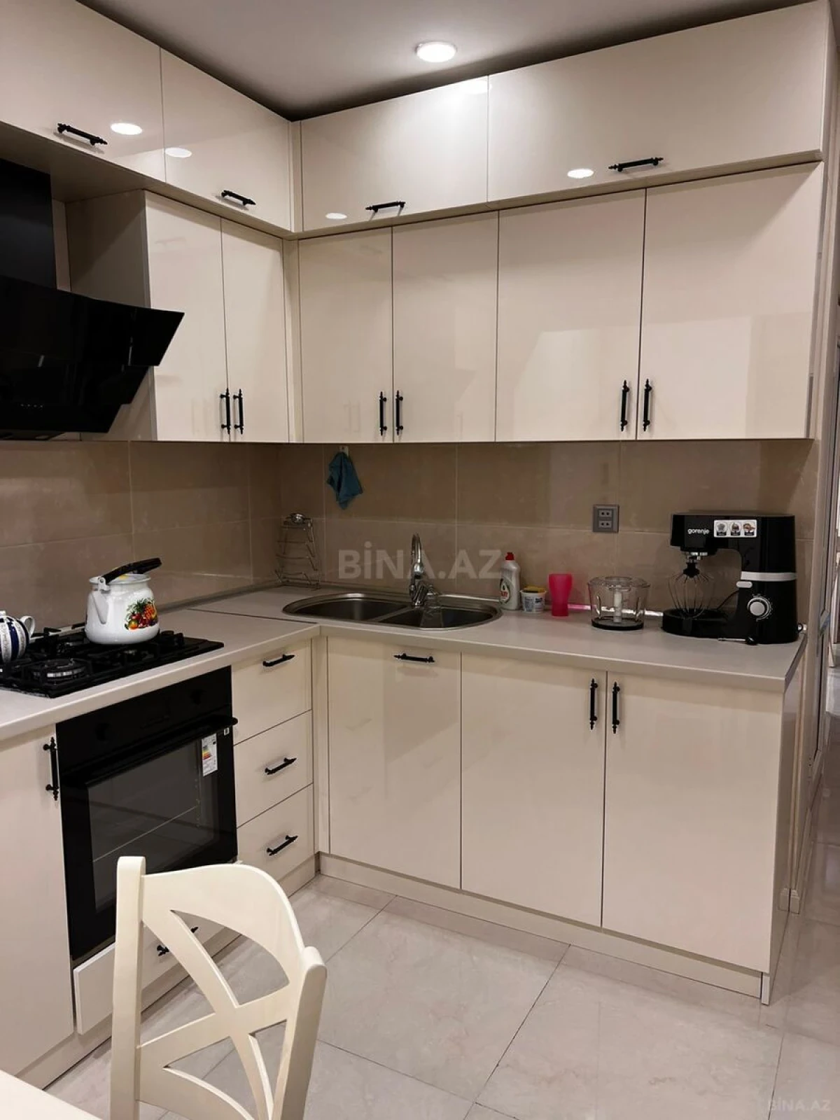 Kirayə verilir 3 otaqlı mənzil 80 m²