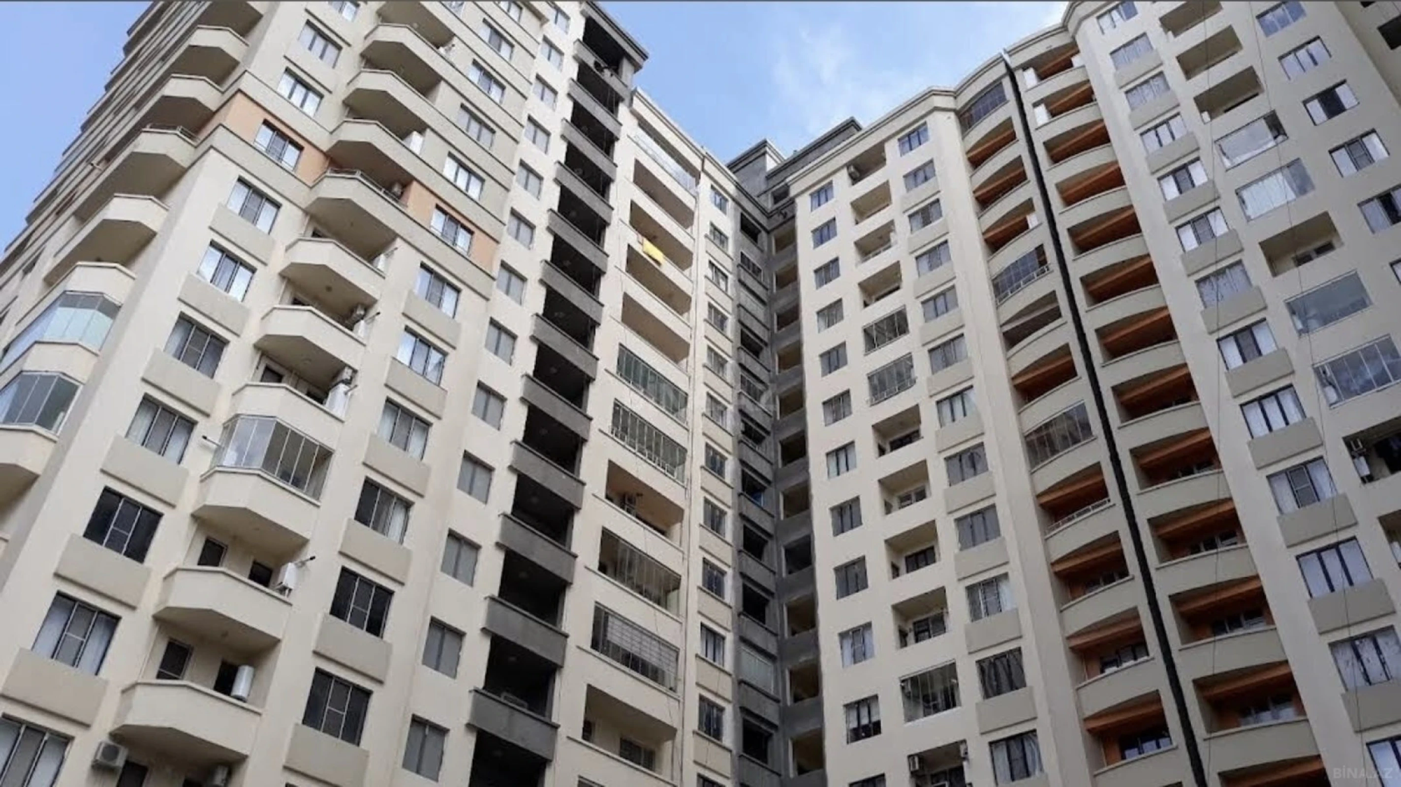 Kirayə verilir 2 otaqlı mənzil 62 m²
