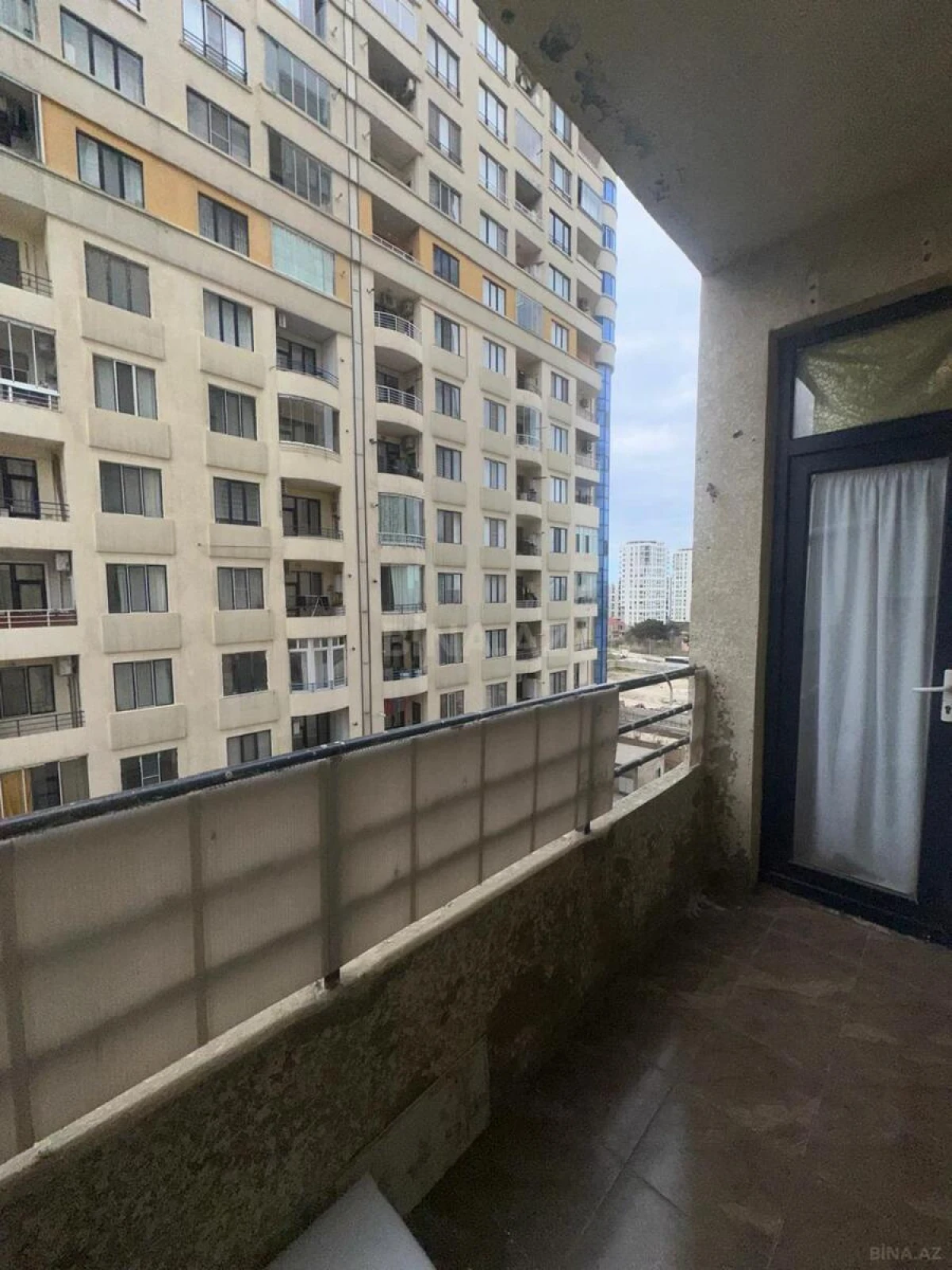 Kirayə verilir 2 otaqlı mənzil 62 m²