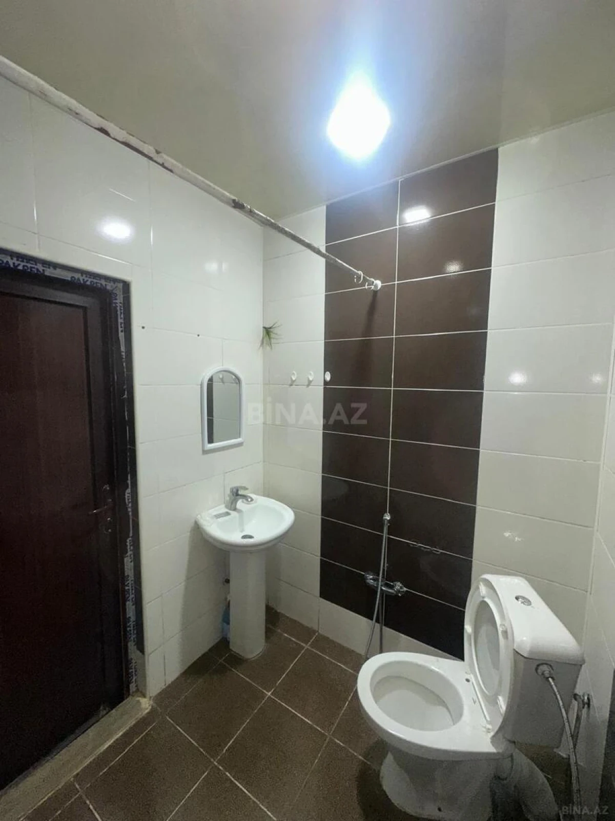 Kirayə verilir 2 otaqlı mənzil 62 m²