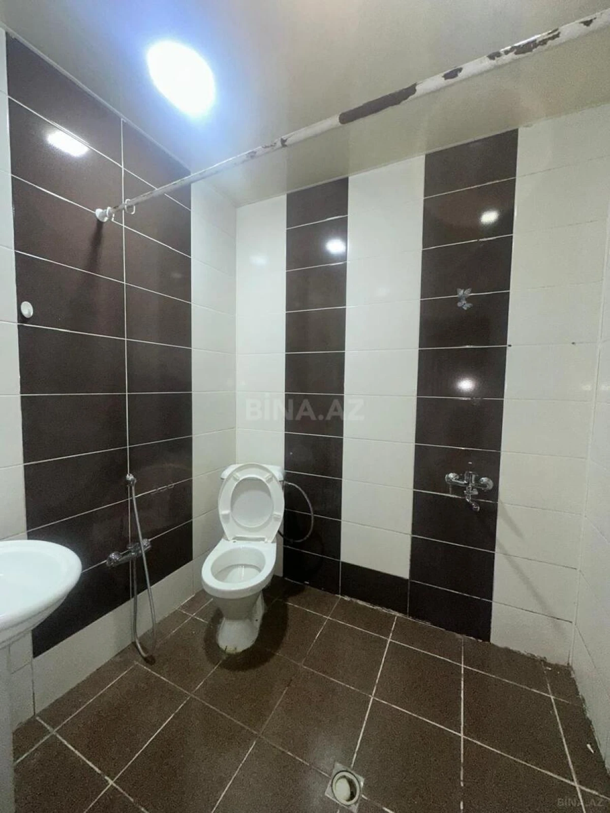 Kirayə verilir 2 otaqlı mənzil 62 m²
