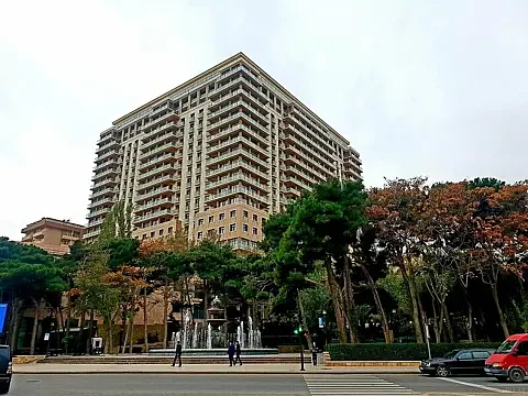Kirayə verilir 2 otaqlı mənzil 90 m²