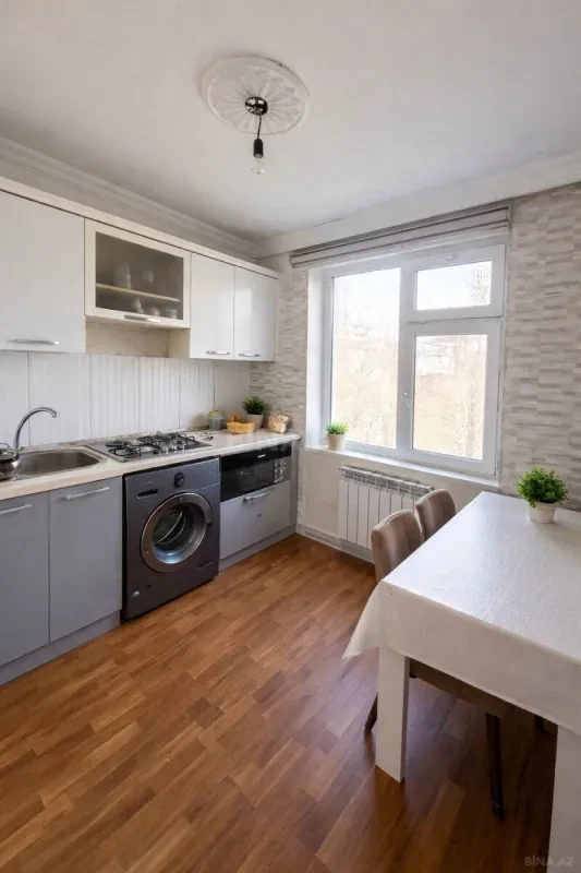 Satılır 3 otaqlı mənzil 70 m²