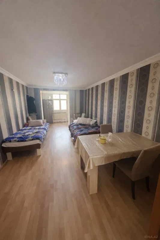 Satılır 3 otaqlı mənzil 70 m²