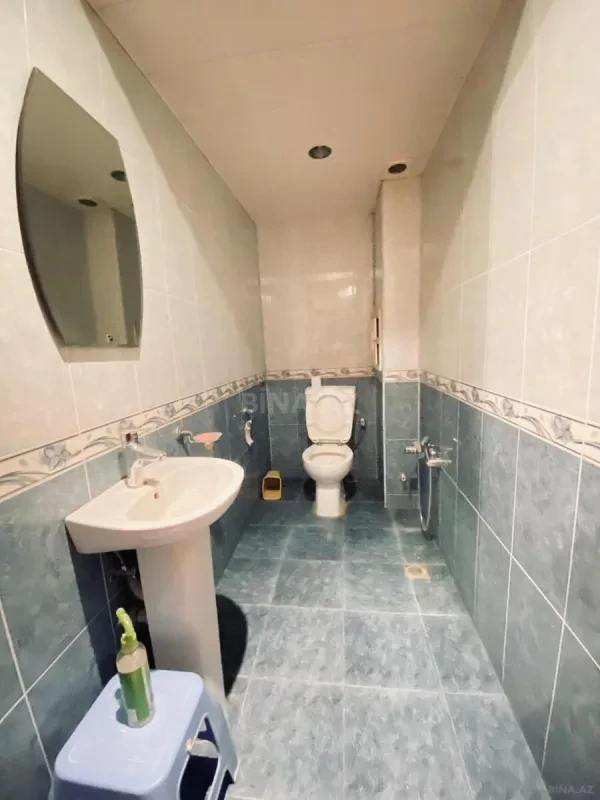Kirayə verilir 2 otaqlı mənzil 90 m²