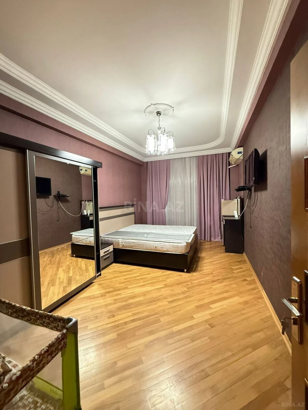 Satılır 3 otaqlı mənzil 110 m²