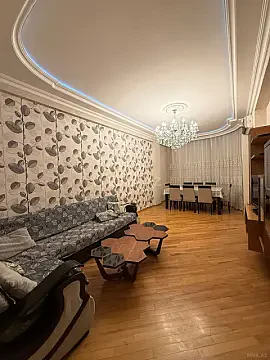 Satılır 3 otaqlı mənzil 110 m² — Bakı, İnşaatçılar 3 otaq 110.00 m²