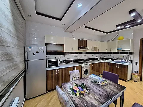 Kirayə verilir 2 otaqlı mənzil 80 m²