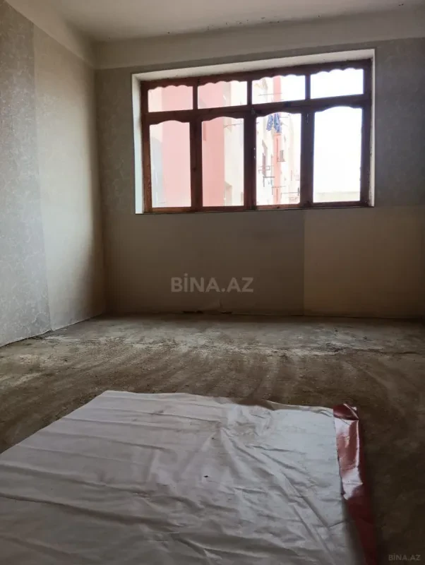 Satılır 4 otaqlı mənzil 85 m²