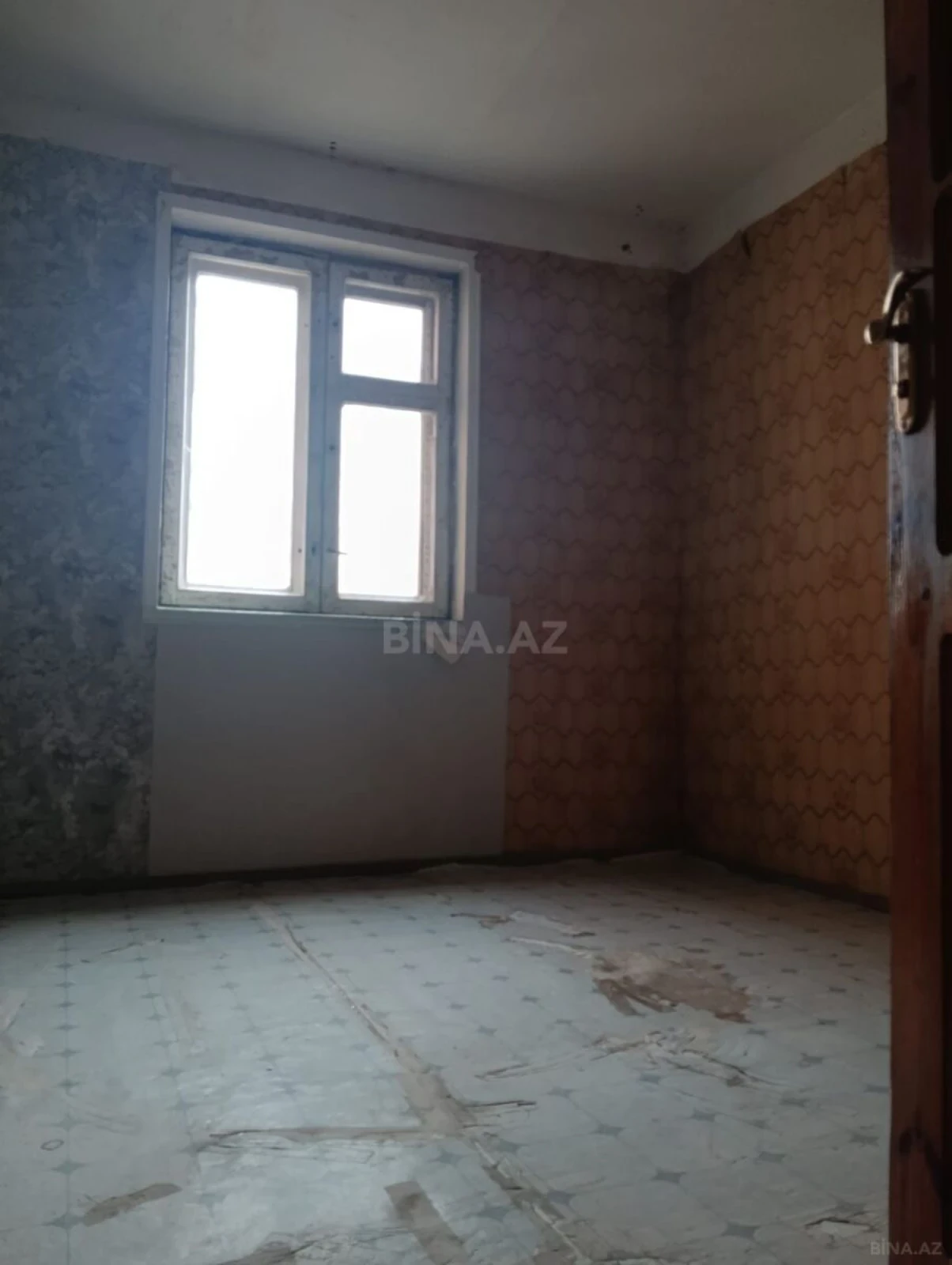 Satılır 4 otaqlı mənzil 85 m²