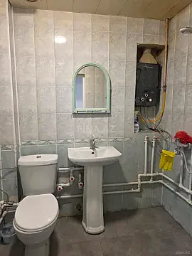 Kirayə verilir 2 otaqlı mənzil 70 m²