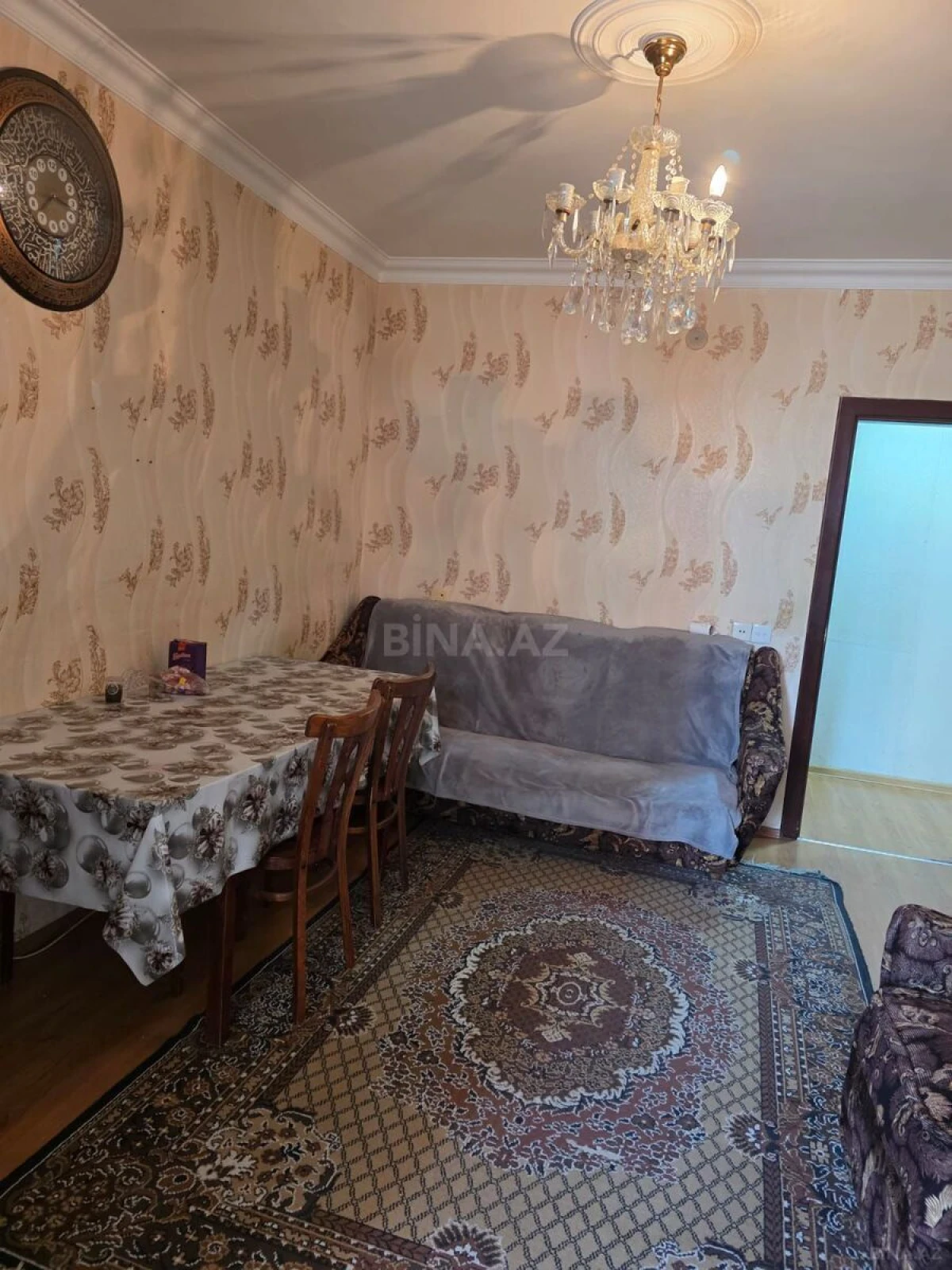 Kirayə verilir 2 otaqlı mənzil 70 m²