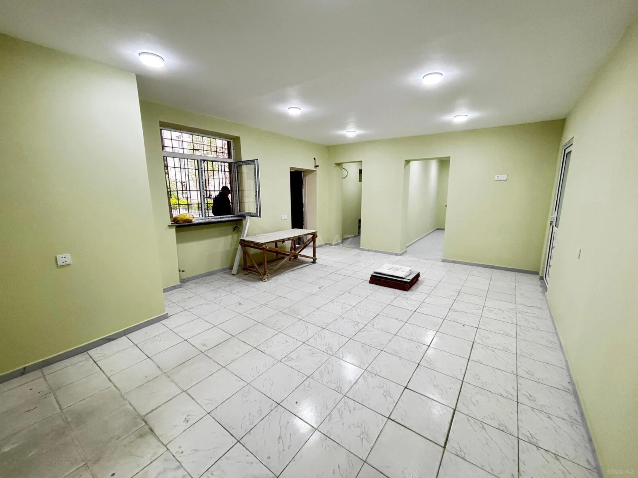 Kirayə verilir 2 otaqlı ofis 65 m²