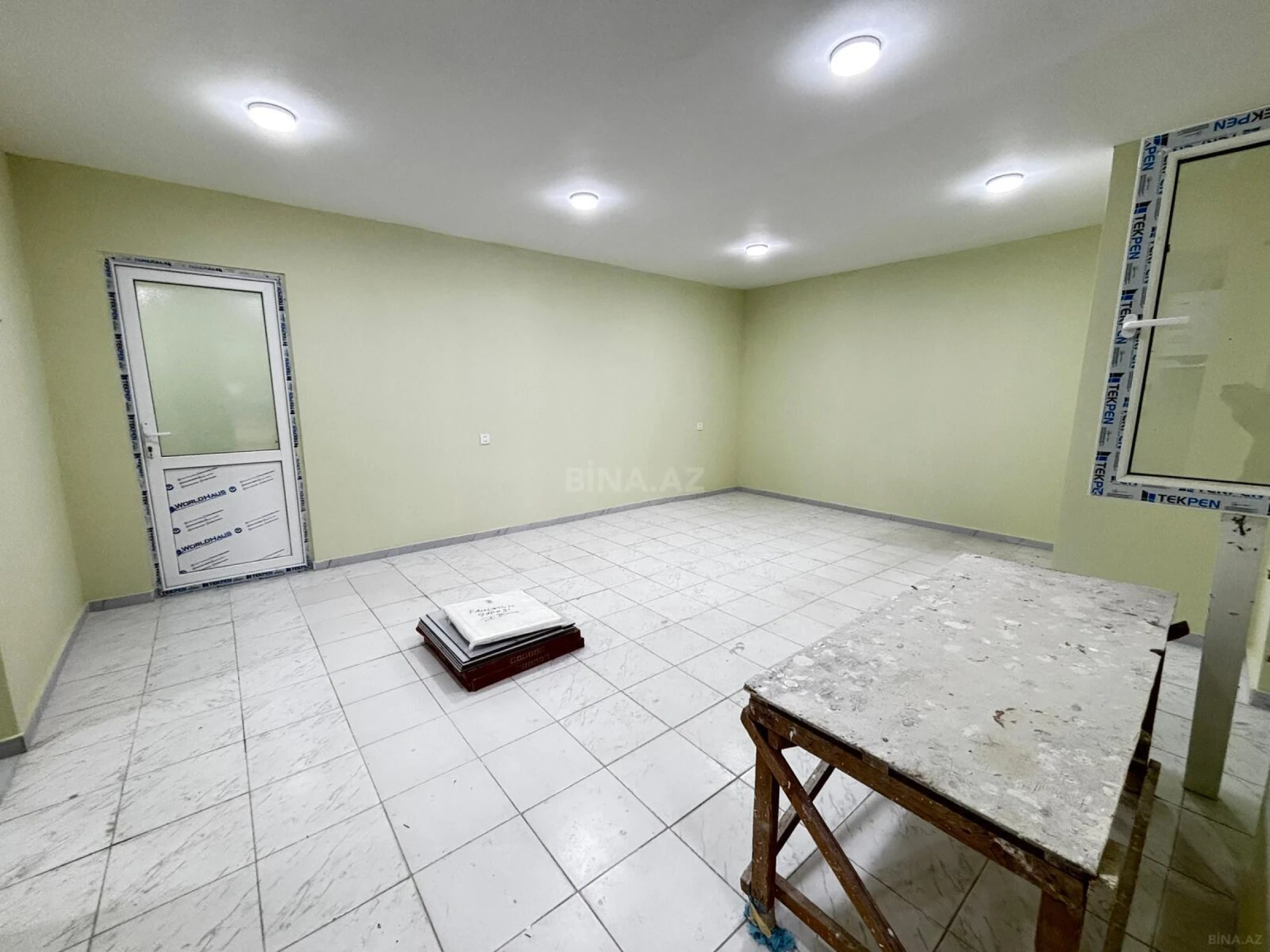 Kirayə verilir 2 otaqlı ofis 65 m²