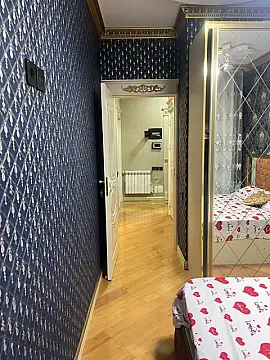 Kirayə verilir 2 otaqlı mənzil 60 m²