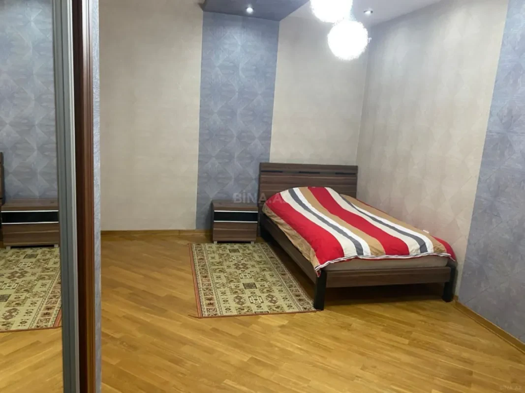 Kirayə verilir 9 otaqlı həyət evi 350 m²