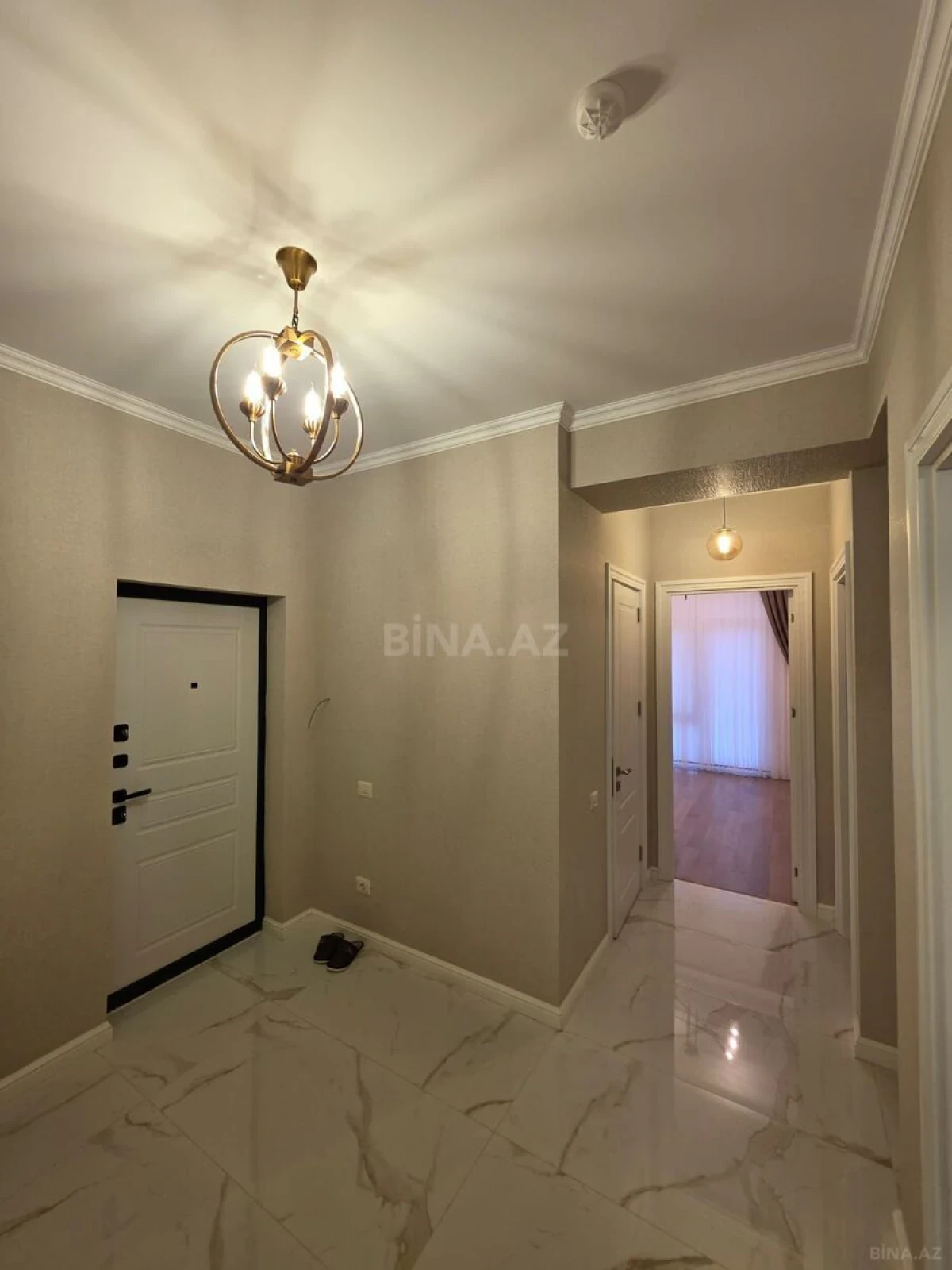 Satılır 3 otaqlı mənzil 96 m²