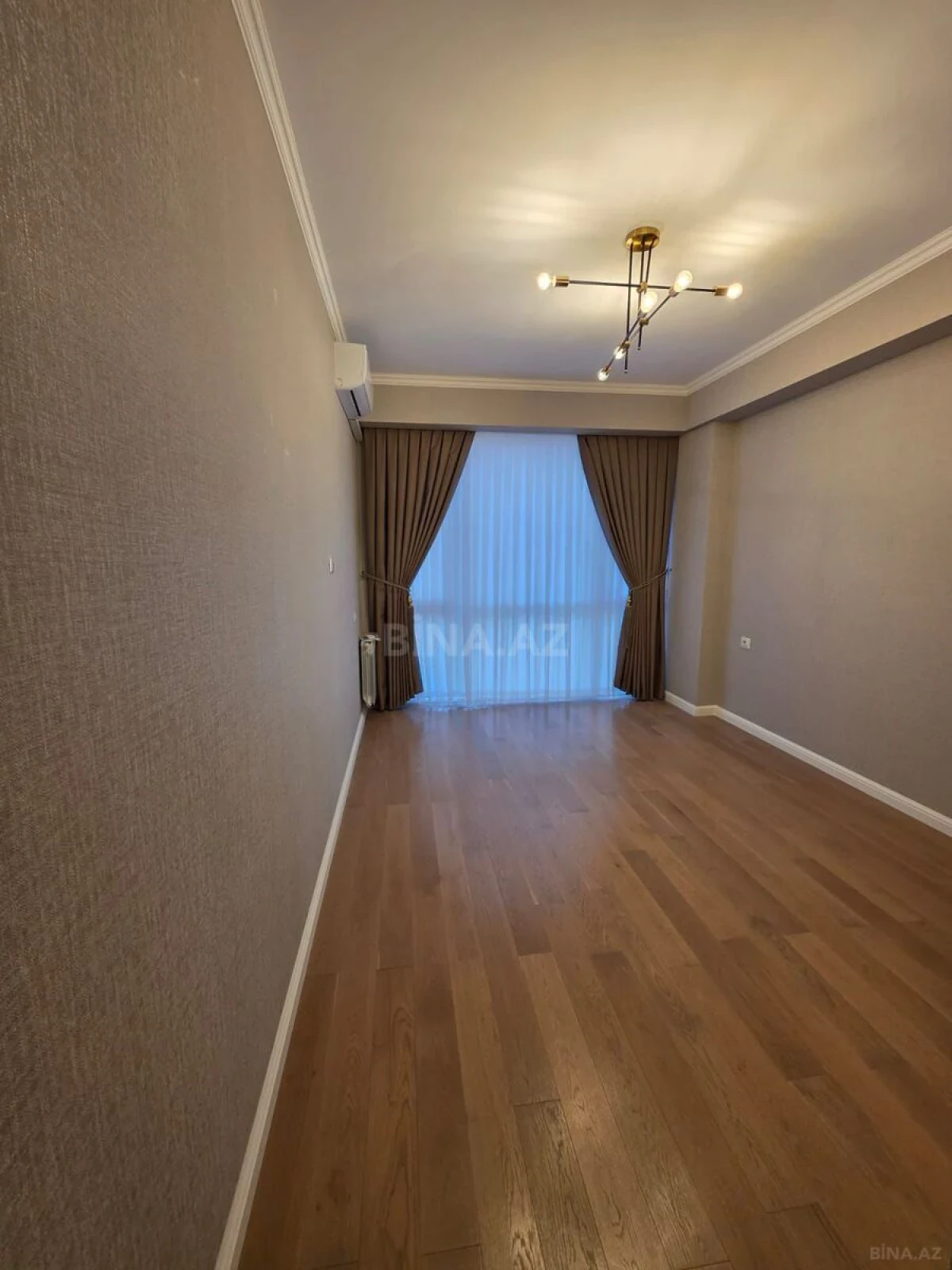 Satılır 3 otaqlı mənzil 96 m²