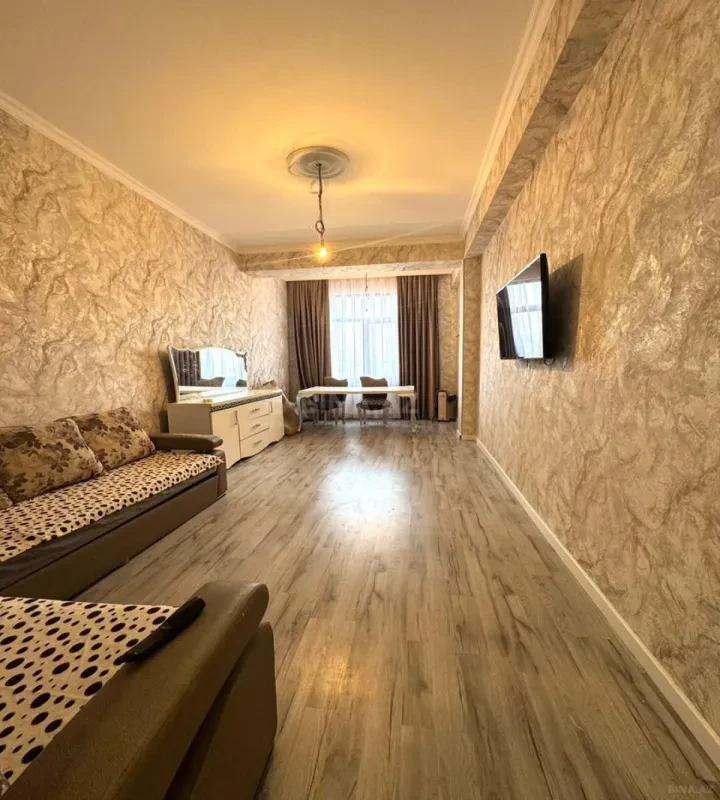 Satılır 2 otaqlı mənzil 61 m²