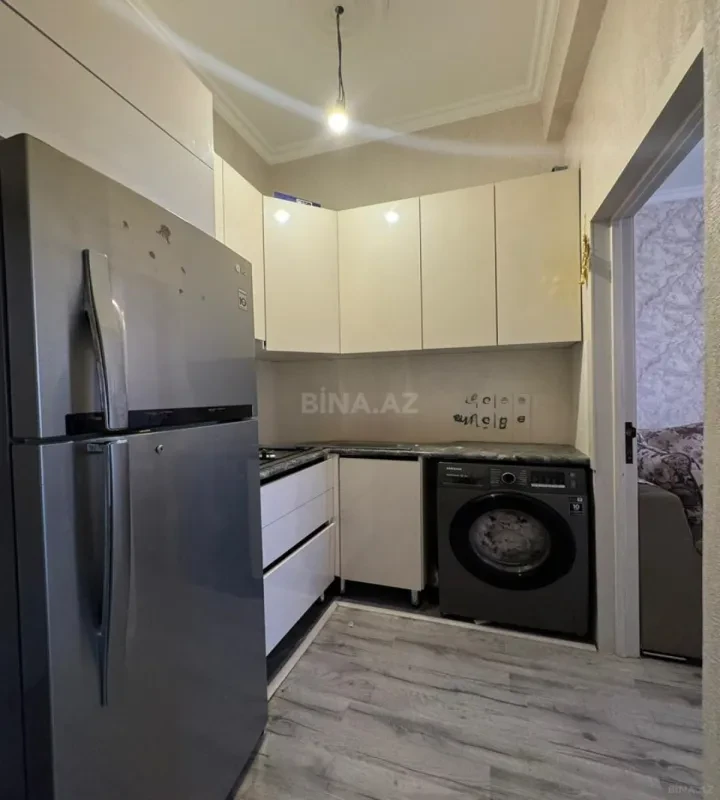 Satılır 2 otaqlı mənzil 61 m²