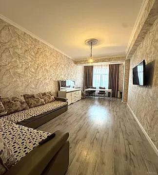 Satılır 2 otaqlı mənzil 61 m²