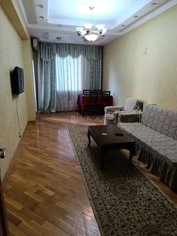 Kirayə verilir 3 otaqlı mənzil 100 m²