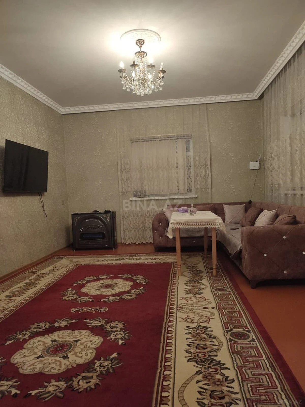 Satılır 3 otaqlı həyət evi 200 m²