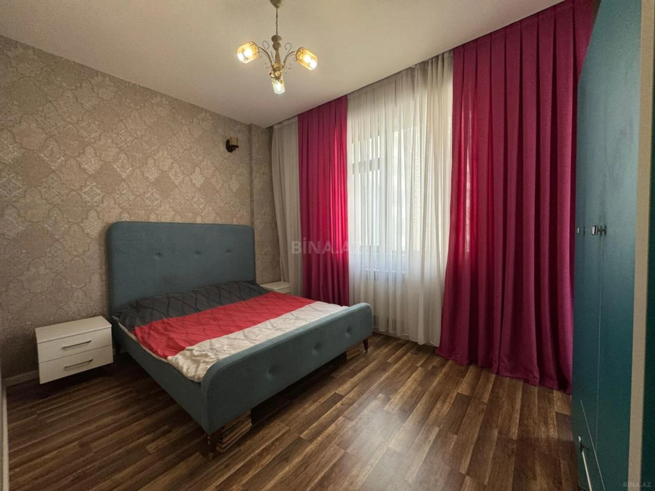 Satılır 2 otaqlı mənzil 70 m²