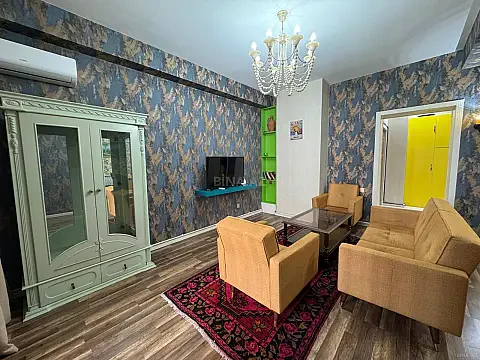 Satılır 2 otaqlı mənzil 70 m²