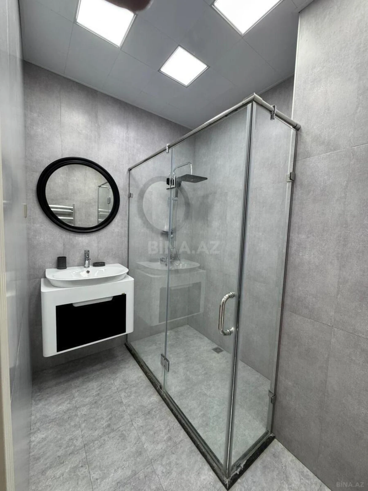 Satılır 2 otaqlı mənzil 70 m²
