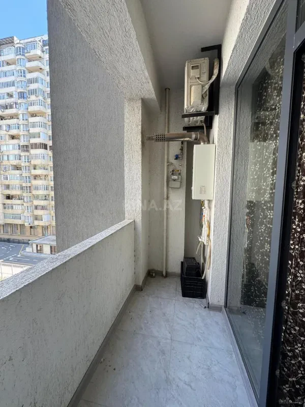 Satılır 2 otaqlı mənzil 70 m²