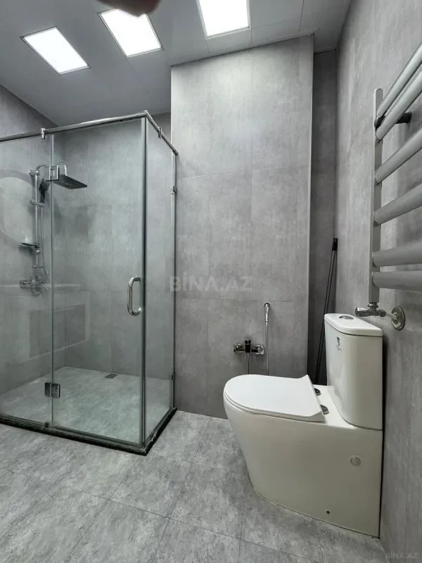 Satılır 2 otaqlı mənzil 70 m²