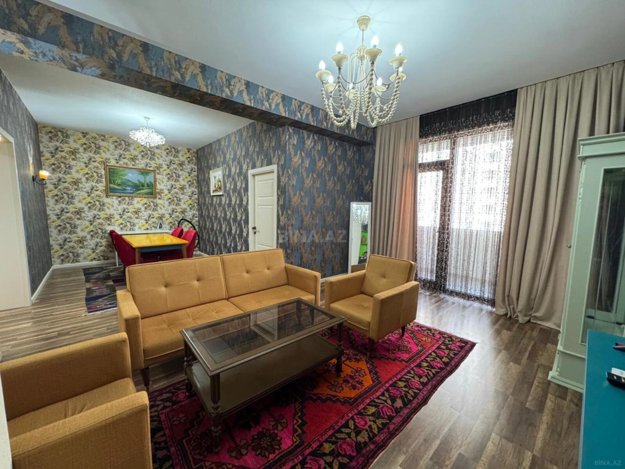Satılır 2 otaqlı mənzil 70 m²