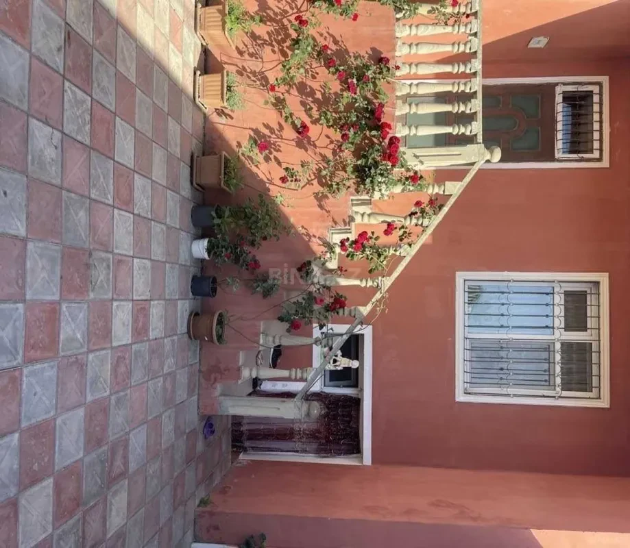 Kirayə verilir 3 otaqlı həyət evi 100 m²