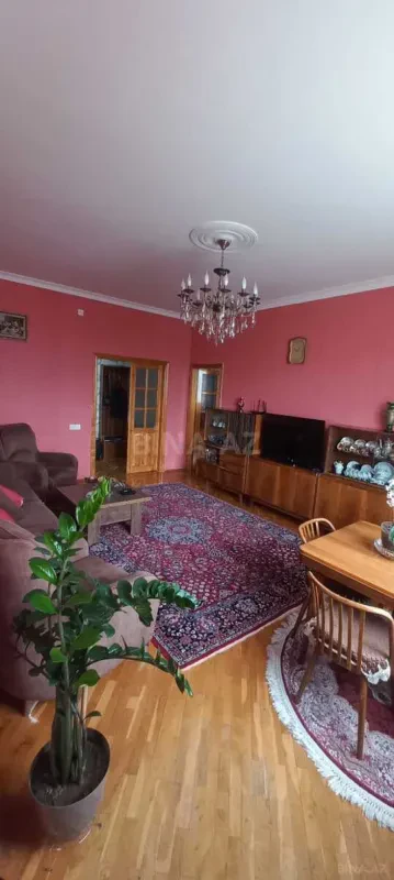 Satılır 3 otaqlı mənzil 90 m²
